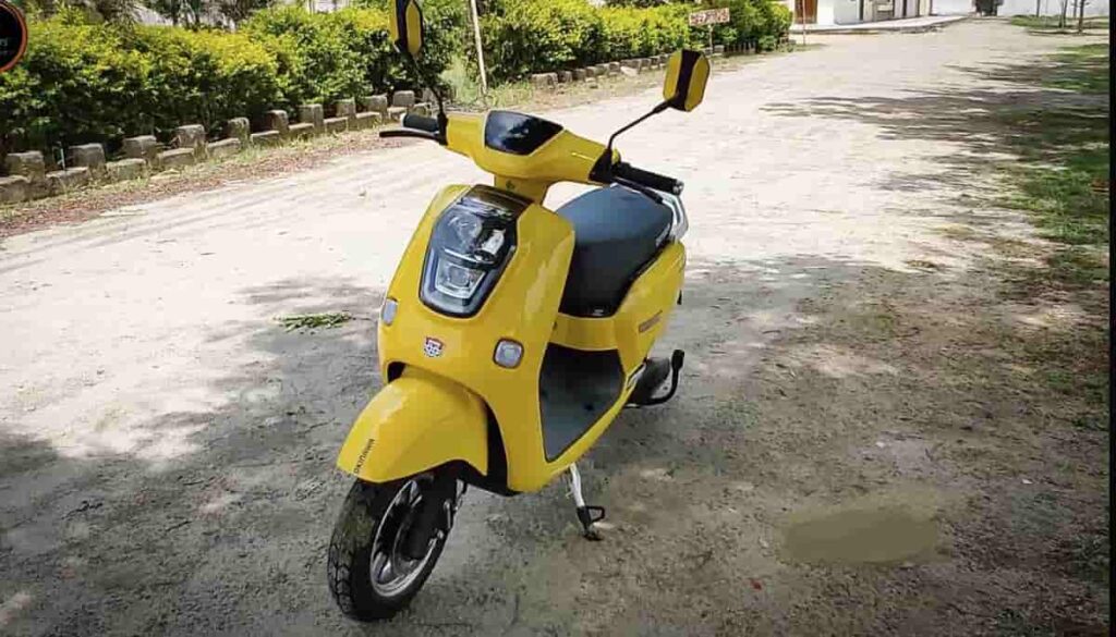 Okinawa Lite electric scooter